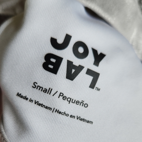 JoyLab Silver and White Ruffled Sports Bra - Picture 3 of 7